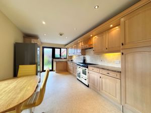 Photo 26- click for photo gallery